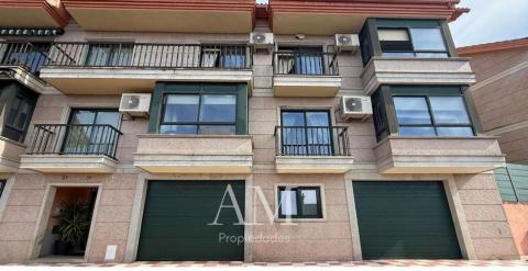Chalet adosado en Urbanización Brisa Canedo s/n