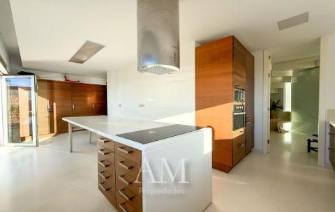 Casa independiente en calle Baixada á Praia