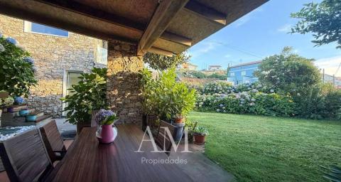 Casa independiente en calle Baixada á Praia