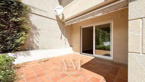 Chalet adosado en calle da Zapateira