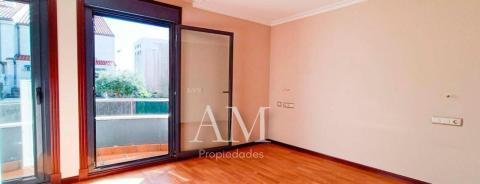 Chalet pareado en camino Quirós - PZA ESPAÑA, Plaza España - Corte Inglés, Vigo