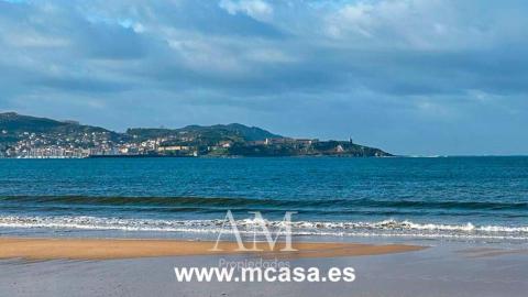 Casa independiente en paseo Maritimo