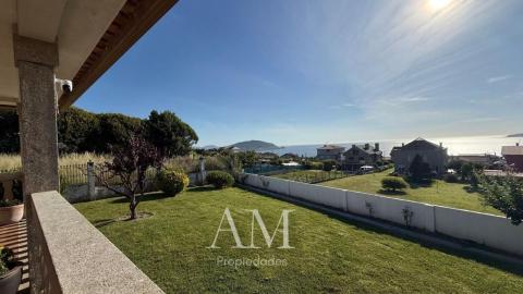 Casa o chalet independiente en venta en Baixada á Praia