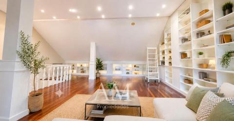 CHALET ADOSADO EN CANIDO - VIGO