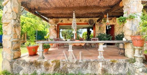 CHALET CON VISTAS AL VALLE MIÑOR CON PARCELA DE 1765 M2