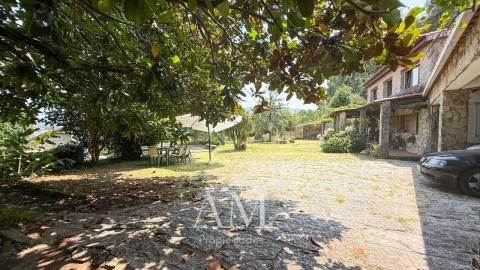 CHALET CON VISTAS AL VALLE MIÑOR CON PARCELA DE 1765 M2