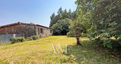 CHALET CON VISTAS AL VALLE MIÑOR CON PARCELA DE 1765 M2