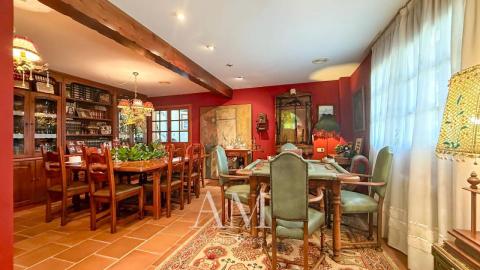 CHALET CON VISTAS AL VALLE MIÑOR CON PARCELA DE 1765 M2