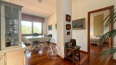 CHALET CON VISTAS AL VALLE MIÑOR CON PARCELA DE 1765 M2