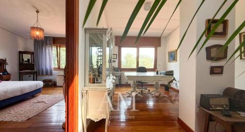 CHALET CON VISTAS AL VALLE MIÑOR CON PARCELA DE 1765 M2