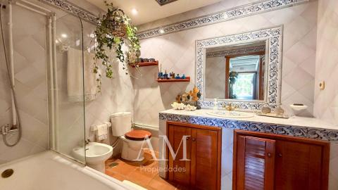 CHALET CON VISTAS AL VALLE MIÑOR CON PARCELA DE 1765 M2