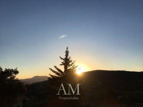 CHALET CON VISTAS AL VALLE MIÑOR CON PARCELA DE 1765 M2
