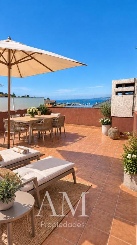 CHALET A PIE DE PLAYA EN HIO, TERRAZA CON VISTAS PANORAMICAS Y JARDIN, AEROTERMIA Y SUELO RADIANTE