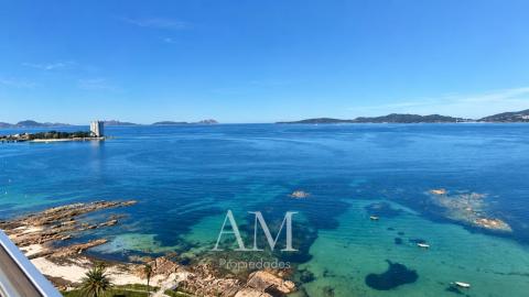 PISO ULTIMA PLANTA. VISTAS PANORAMICAS A LAS PLAYAS Y A LAS ISLAS CIES. A PIE DE PLAYA. REFORMADO INTEGRAMENTE. ATARDECERES UNICOS Y ESPECTACULARES